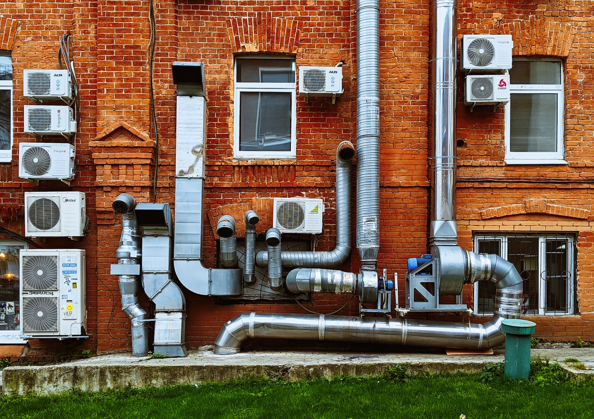 Jak działa klimatyzacja. Przegląd podstawowych procesów i elementów systemu.